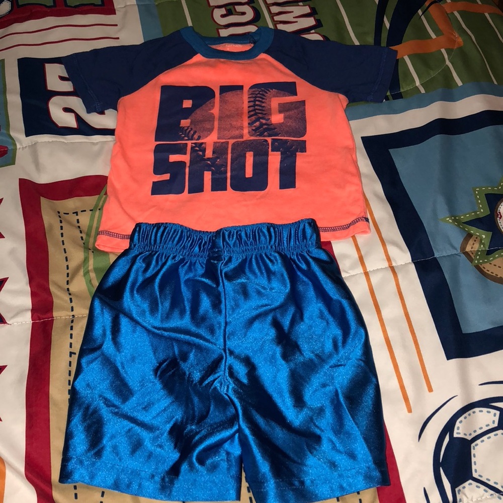 Wonder Kids short sleeve 2 pc short set. ⚾️